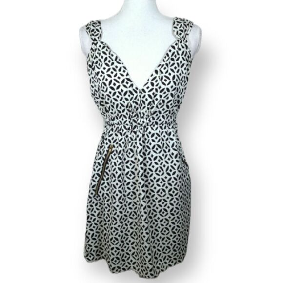 SPEED CONTROL NEW YORK BLACK & WHITE W/ZIPPER POCKETS DRESS SZ.S EUC - Picture 1 of 9